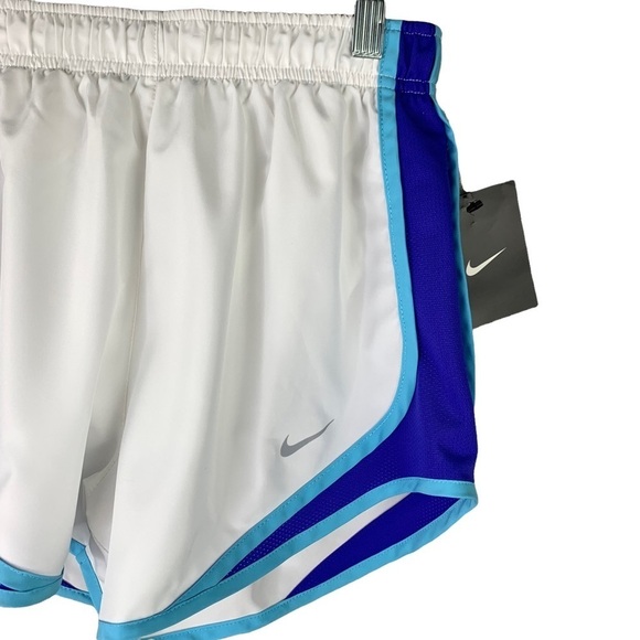 Nike Women’s White with Blue Trim Tempo Dry Core 3” Running Small Shorts NWT - Picture 4 of 6